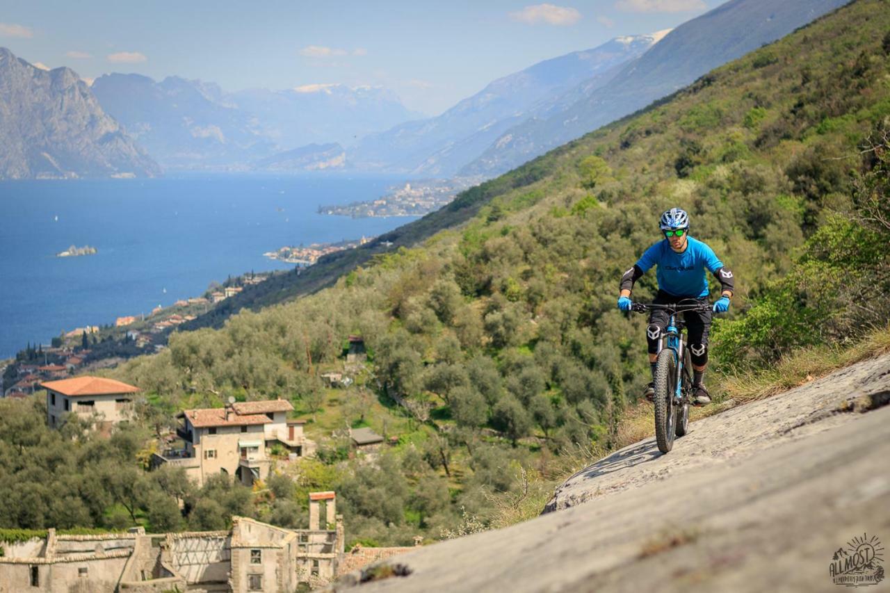 Hostel Monte Baldo Brenzone sul Garda